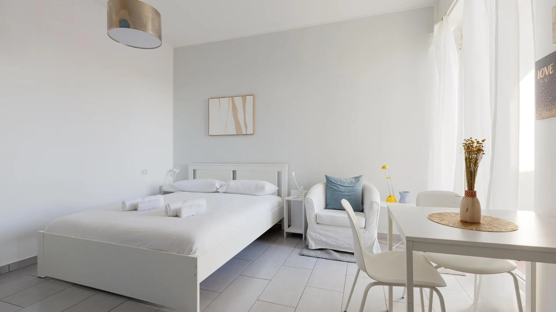 Apartment Bande Nere Mm1 - Modern Studio With Balcony! Milan Italy